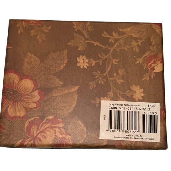 Barnes & Noble Ivory Vintage Notecards & Envelopes Set of 8 - Picture 3 of 9